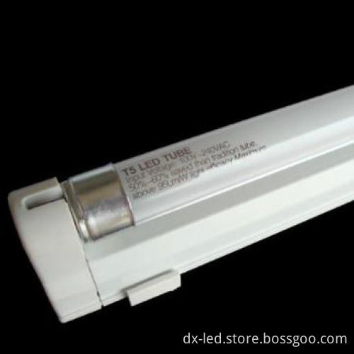 High Lumen, Frosted Cover, CE, RoHS and FCC Approved T5 tube